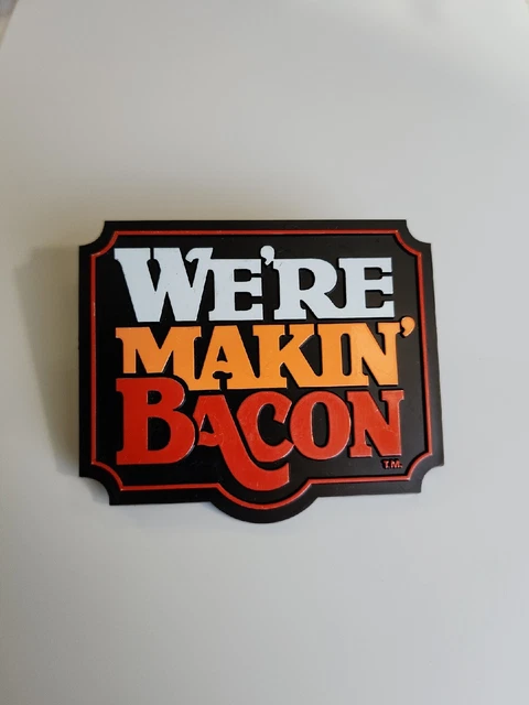We're Makin' Bacon Wendy's Restaurant Plastic Button Pin Employee Flair *