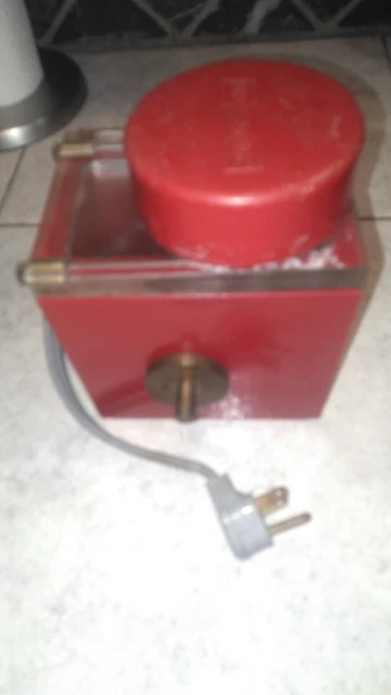 HiPotronics TCCE90 Test Cell, W/ VDE Mushroom Electrodes HiPotronics TCCE90 Test Cell, W/ VDE Mushroom Electrodes