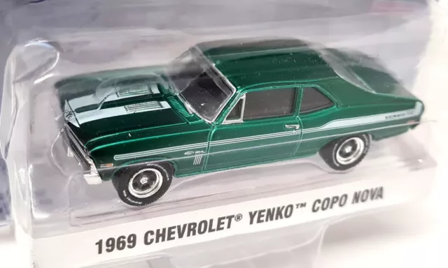 Greenlight 1/64 Chevrolet Yenko Copo Nova 1969 CHASE Edition Model Car