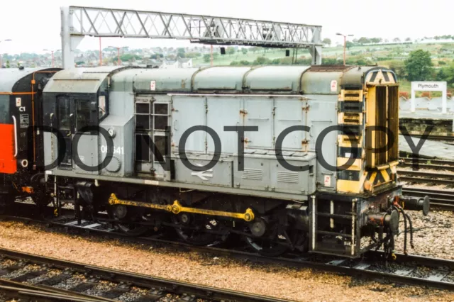 Uk Diesel Train Railway Photograph Of Class 08 08641. Rm08-221