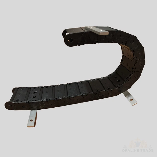 IGUS E-Chain 32" 17-Link Custom Cable Carrier 2450.07.100 / 24800.07/1.1