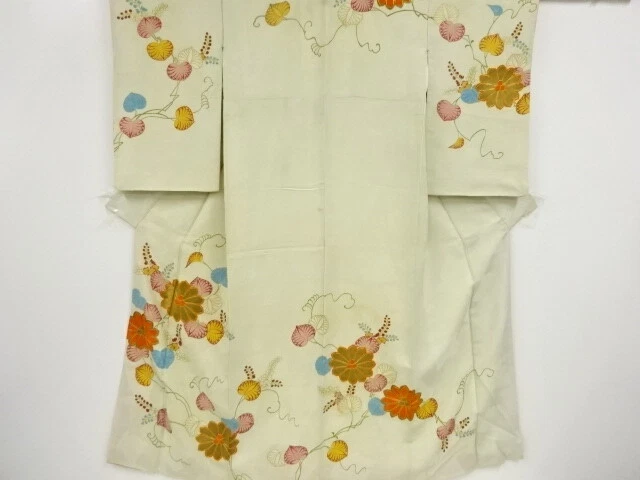 45603# Japanese Kimono / Antique Kimono / Embroidery / Floral Plants