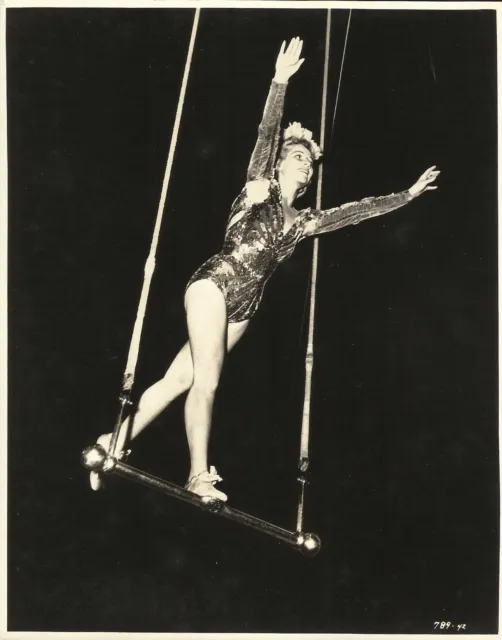 ACROBAT WOMAN in "The Ringling Bros. & Barnum Bailey Circus D/ Weight Photo 1940