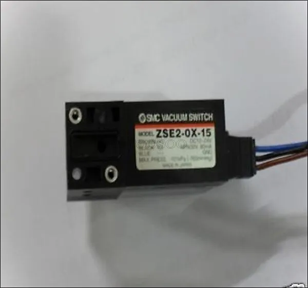 USED 1Pc Smc Vacuum Detecting Device ZSE2-0X-15 zy