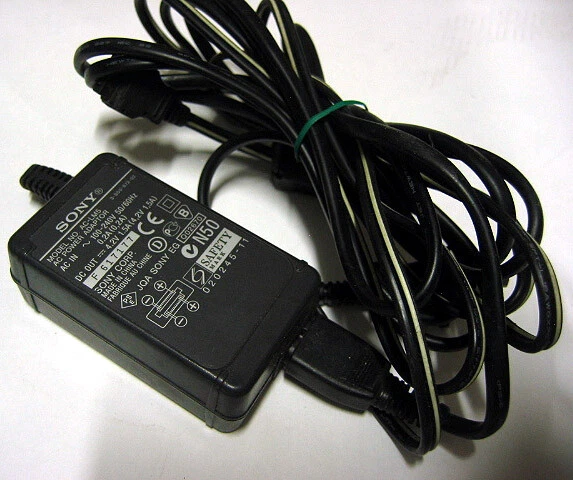 Original SONY AC-LM5 4.2V 1.5A Power Supply Charger AC-LM5A 1500mA