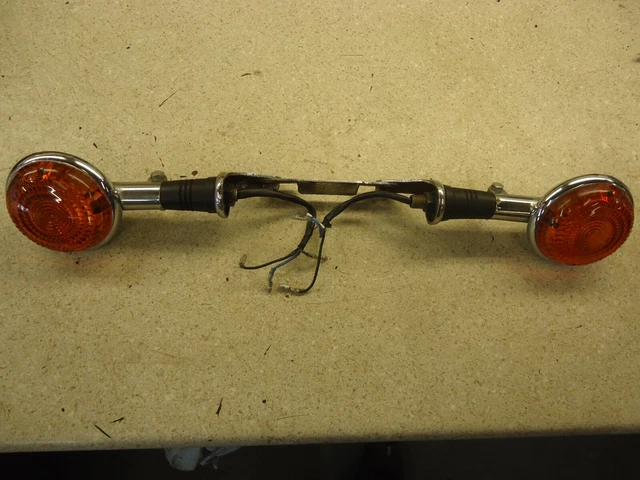 Yamaha VIRAGO LEFT RIGHT FRONT TURN SIGNAL SET PAIR mount VIRAGO XV700 750 1100