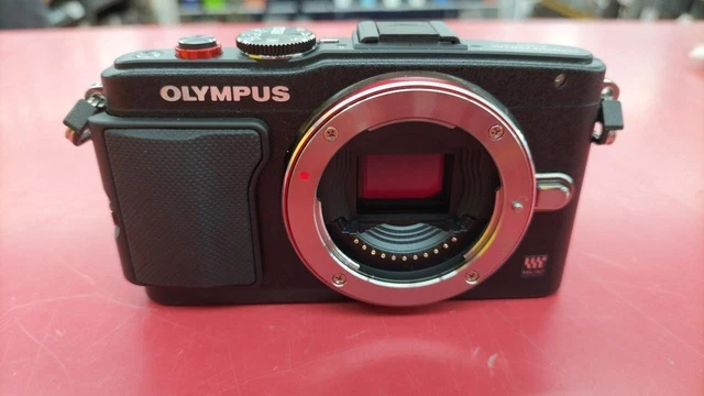 OLYMPUS E-PL6 LENS Kit Mirrorless Single Camera MINT