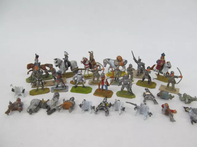 Painted Toy Soldiers Lead or Pewter Medieval Knights Wargaming or RPG Miniatures