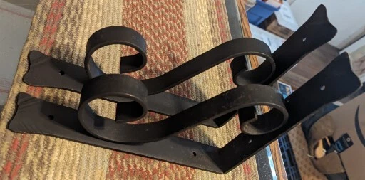 2 Vintage Vermont The Blacksmith Shop Hand-Forged Shelf Cast Iron Brackets