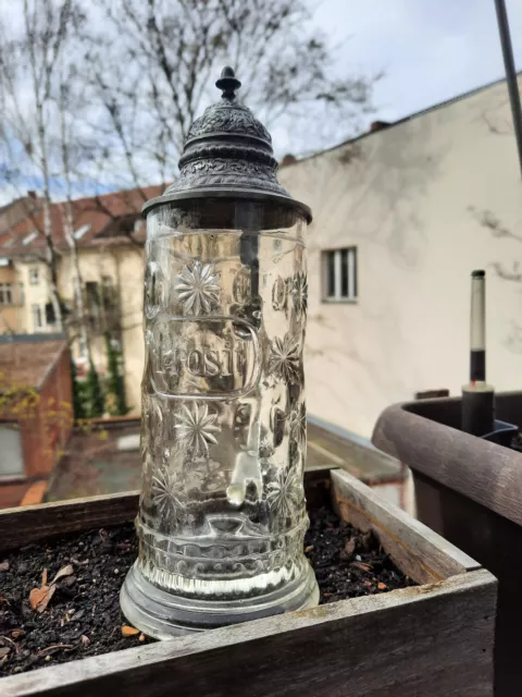 bierkrug mit zinndeckel