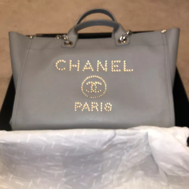 CHANEL DEAUVILLE TOTE bag grey ONLY USED ONCE! £3,850.00 - PicClick UK