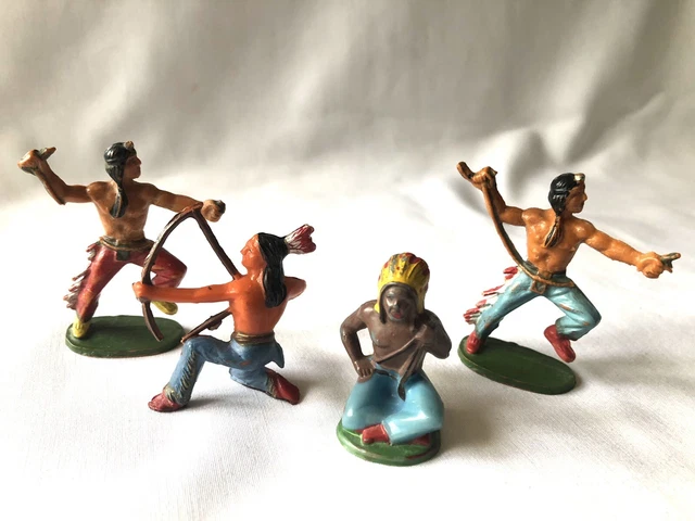 Starlux. Far-West. Indiens, Cowboys et décors. Fabrication a - Lot 451