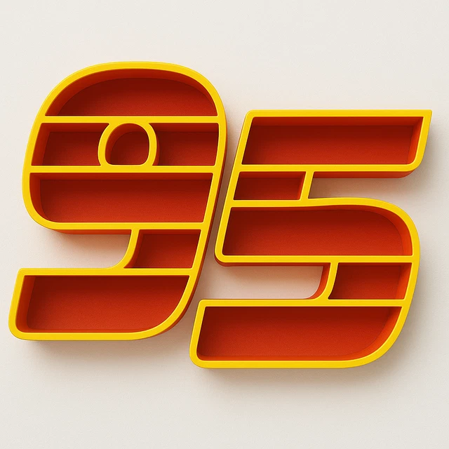 PIXAR CARS LIGHTNING McQueen 95 Inspired Diecast Display Shelf Model ...