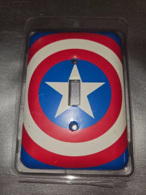 Captain America - Light Switch Covers Home Decor Outlet SUperhero Wall Plate 2