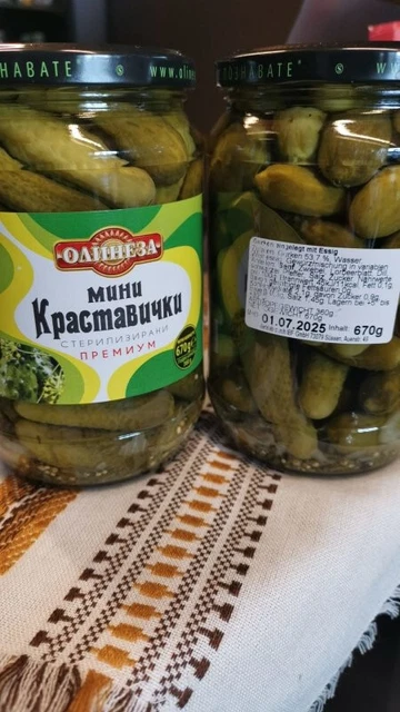 Olineza mini cetrioli ""Krastavichki"" cornicione intarsiato con aceto 670 g