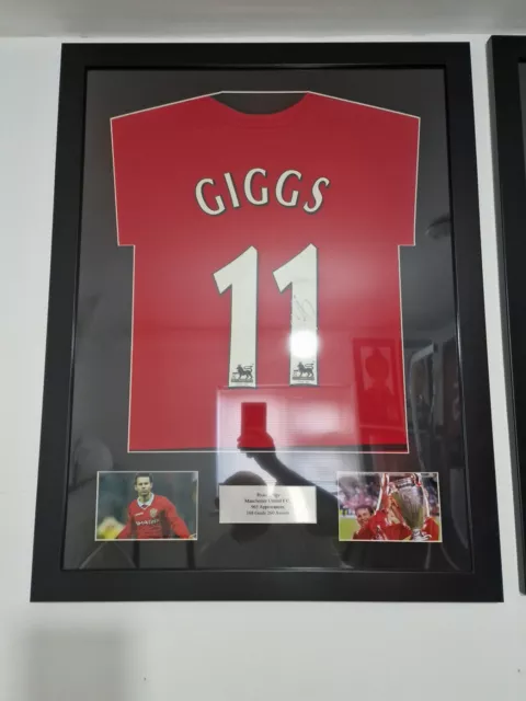 Ryan Giggs #11 SIGNED Manchester United Shirt, Framed With COA