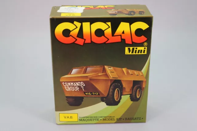 ZO029 HELLER CLIC CLAC MINI 2640 maquette 1/72 VAB Vehicule blinde commando 7