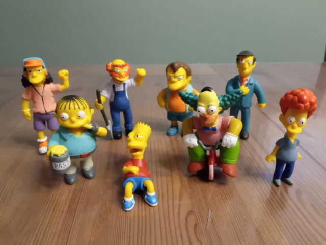 Lot de très Belles Figurines statuette SIMPSONS