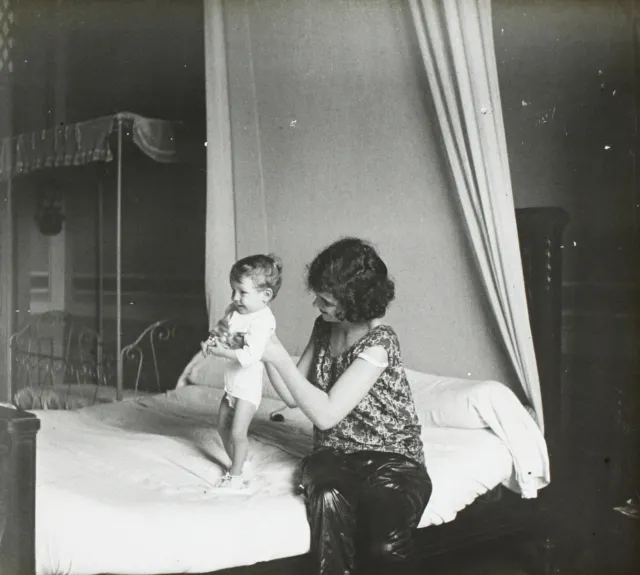FRANCE Famille Mère avec son enfant c1930 Photo Vintage Plaque verre V35L23n17