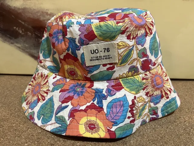 Urban Outfitters UO-76 Floral Cotton Bucket Hat 003/47 Beach