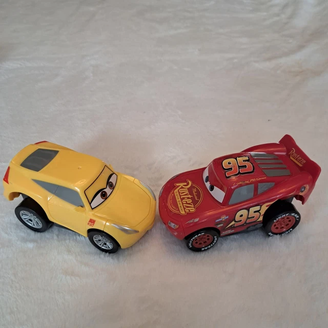 DISNEY PIXAR LIGHTNING McQueen And Cruz Ramirez Push And Race Cars ...