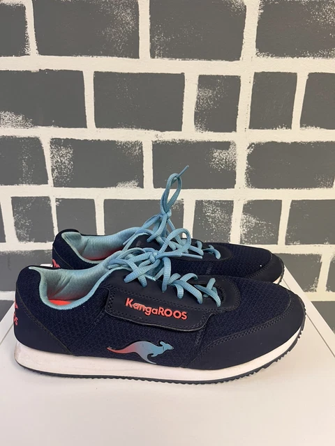 Womens size 11 outlet navy blue shoes