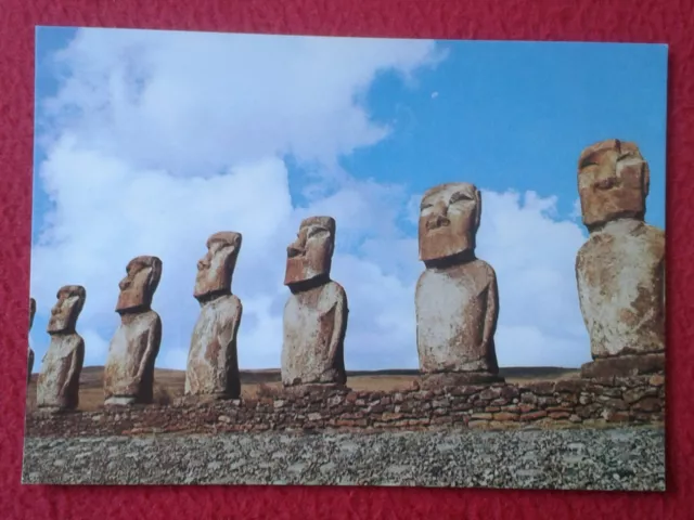 Postal Post Card Moais Arte Precolombino Mohais La Isla De Pascua Rapanui Chile