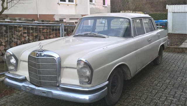 Mercedes 220 Sb große Heckflosse W111 Schiebedach AHK Pappbrief zum Restaurieren