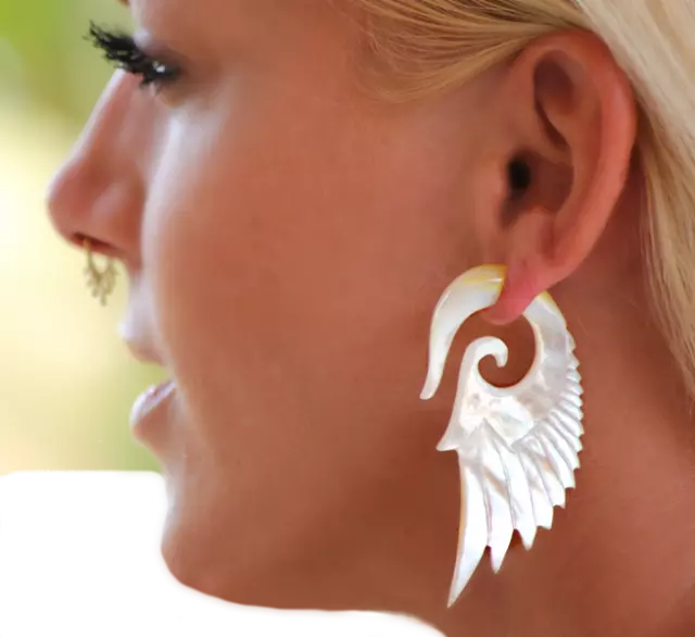 Tunnel Tribal Plug Ear Gauge Angel Wings Expander Piercing MOP Organic Sea Shell