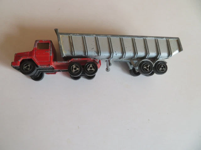 Voitures, camions et fourgons miniatures jaunes Majorette 1:100 Voitures, camions et fourgons miniatures jaunes Majorette 1:100
