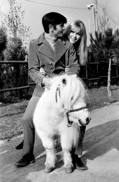 THE SPANISH SINGER and actress Marisol 1968 OLD PHOTO 6 EUR 6,61