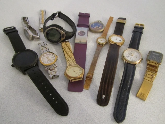 Lot De 18 Pièces Pour Montres Vintage - Cadrans, Bracelets, Aiguilles... Pour Réparation Ou Création