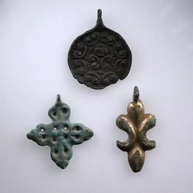 MEDIEVAL, 13TH-14TH CENTURY, x3 BRONZE HORSE PENDANTS,  1 WITH ATTACHMENT LOOP