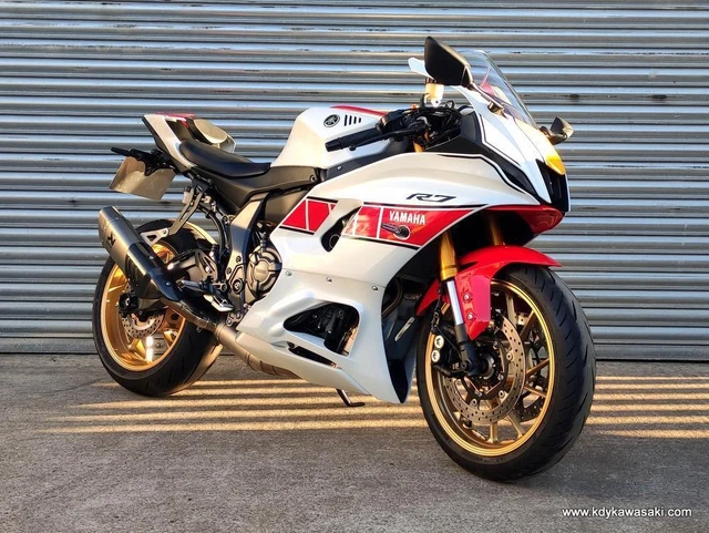 2022 Yamaha R7 60th Anniversary, Loads of extras, 1 owner, Low mileage