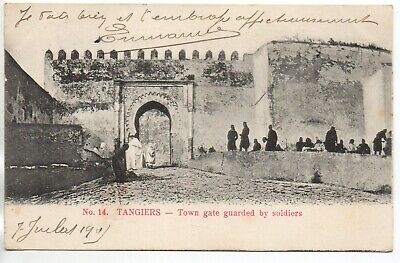 MAROC - Old Postcard - TANGER Tangier - Porte de la ville gardée par les soldats