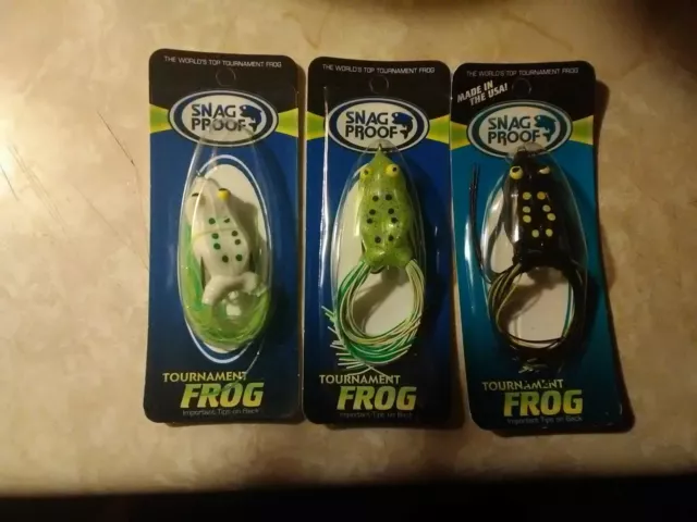 SNAG PROOF MOSS Master Tournament Popper Rubber Frog Lure - Used