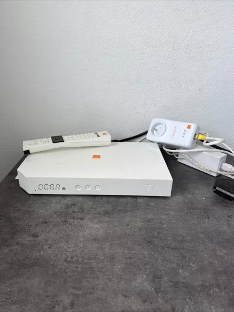 Décodeur TV Orange + Live Plug Télécommande