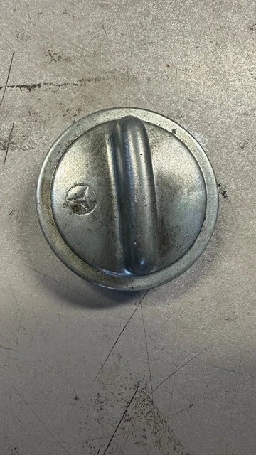 ORIGINAL MERCEDES Tankdeckel Tankverschluss M. Dichtung W100 R107 W107 W109 W110