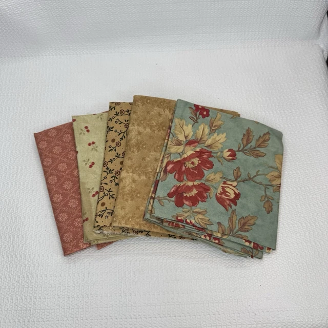 Coupon De Tissu Fleuri Rayé - 55x85 Cm, Coton, Fond Bleu Et Rouille Pour Couture Ou Déco