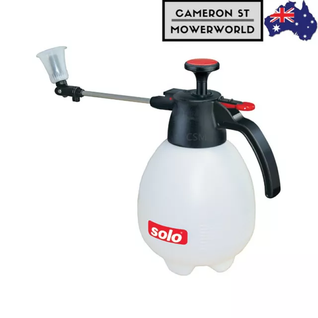 Solo 402- 2 Litre Garden Hand-held Sprayer Adjustable Quality Nozzle Head Light