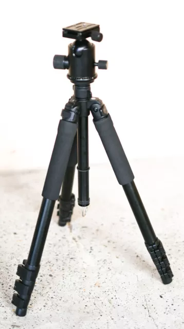 trépied  Tripod avec Tête Rotule à friction 2