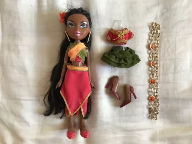 BRATZ GENIE MAGIC Sasha Doll and Accessories (No offers) £74.99