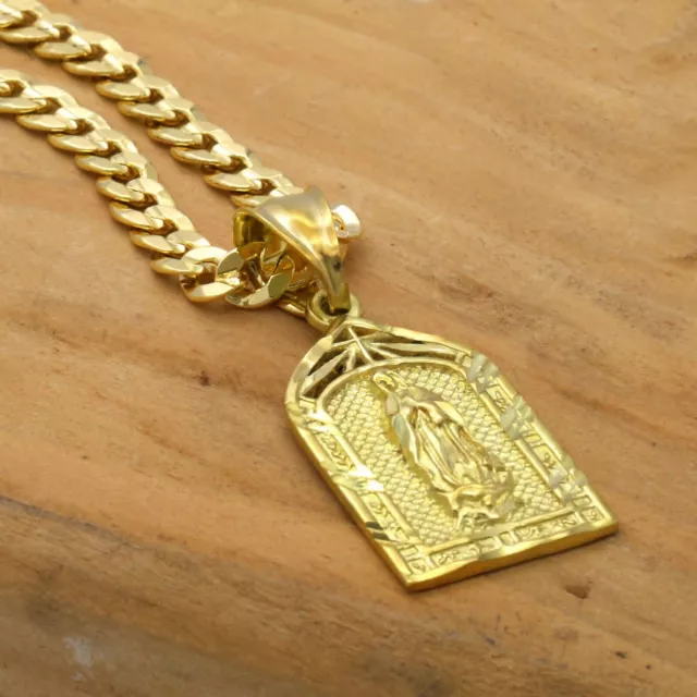 Cadena Colgante de Virgen Guadaluper En Jardín Chapado en Oro 14k Joyería fina