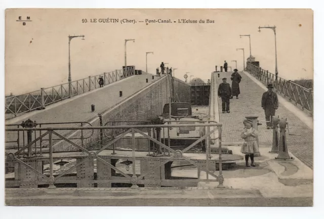 PENICHES et thémes bateaux Port batellerie écluse CPA 18 LE GUETIN Pont  Canal