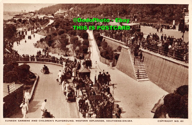 R358754 Southend on Sea. Western Esplanade. Sunken Gardens and Children Playgrou