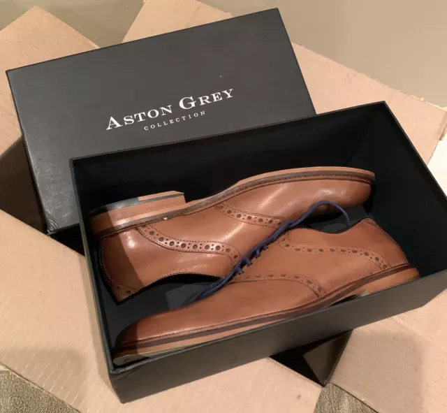 Aston grey hotsell ybilia saddle oxford