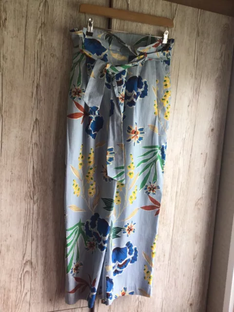 ZARA Papiertüte BLUMEN & STREIFEN Hose GRÖSSE M