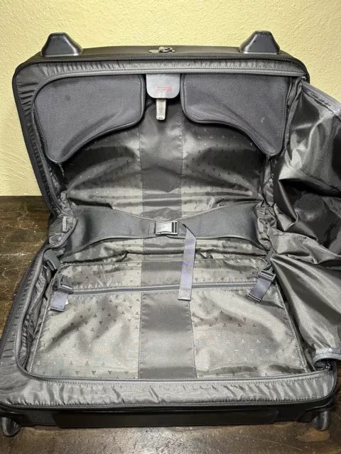 Tumi Alpha Black 2 Wheeled Carry-On Rolling Garment Bag Luggage 22033D4 22" 9