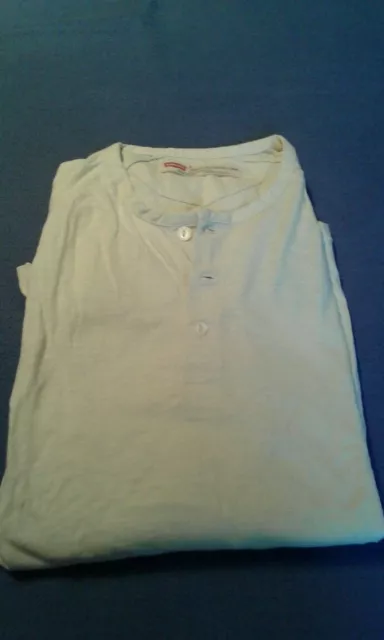 Camiseta de hombre Levis nueva manga larga color crema