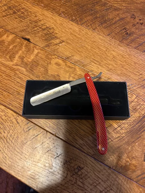 Razolution German straight razor